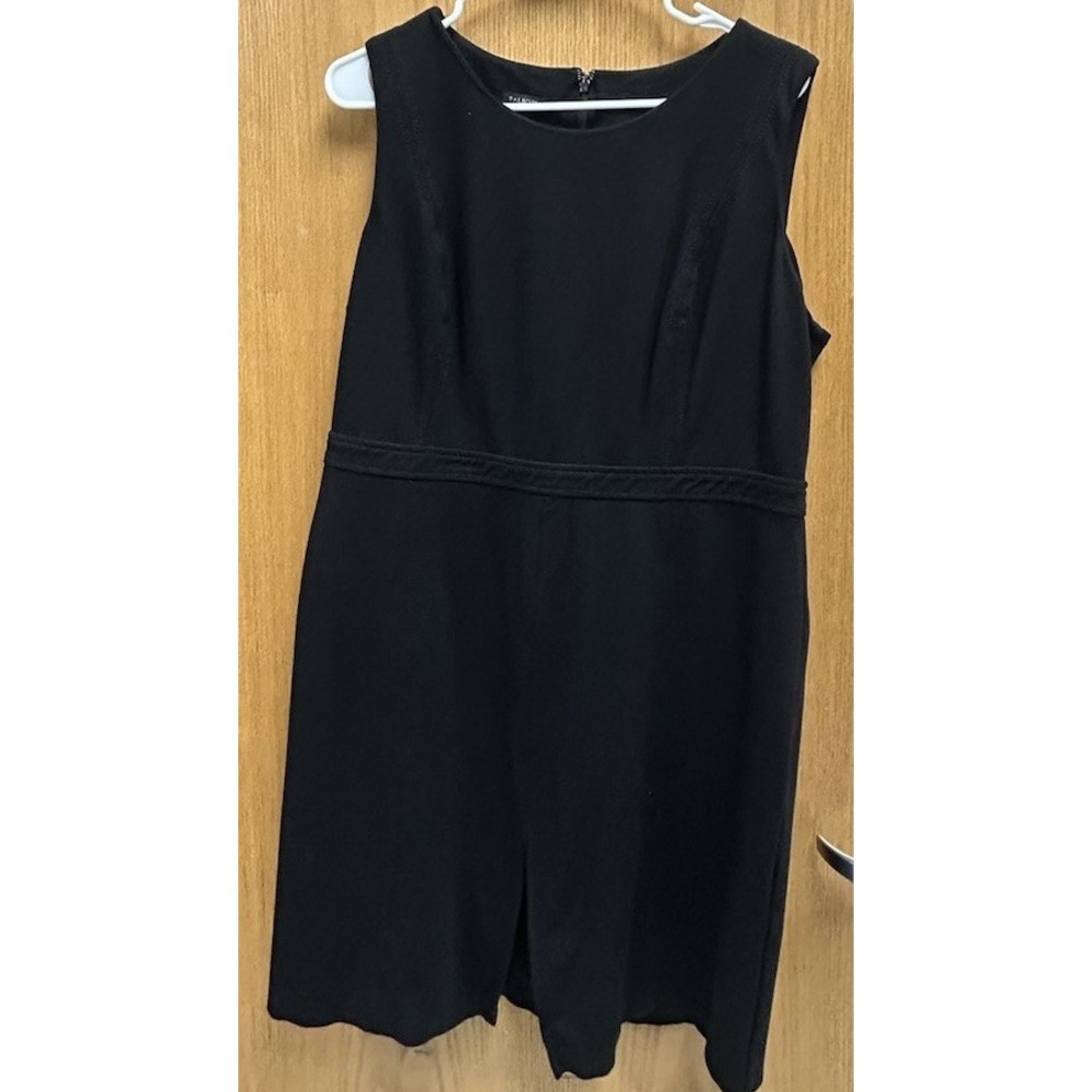 Talbots Black Stretch Sleeveless Shift Dress Womens Size 16P  Classic Minimalist